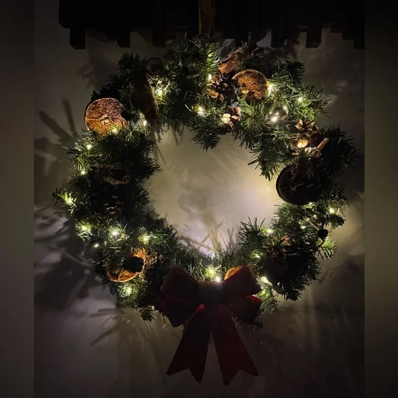 Rustic Christmas Wreath with Lights 15” includes door hook. - Picture 4 of 14